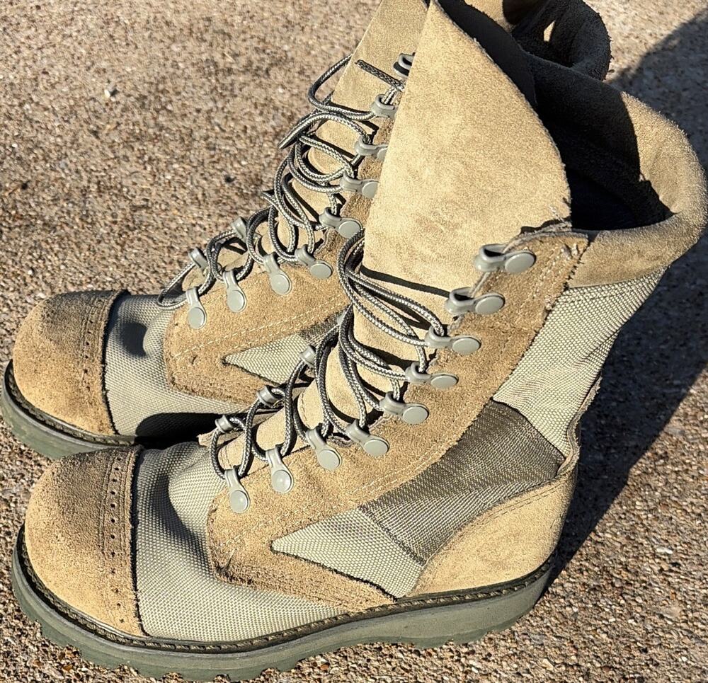 Corcoran Combat Boots Tan Leather Slip Resistant EE Men's Size 5 Lace Up